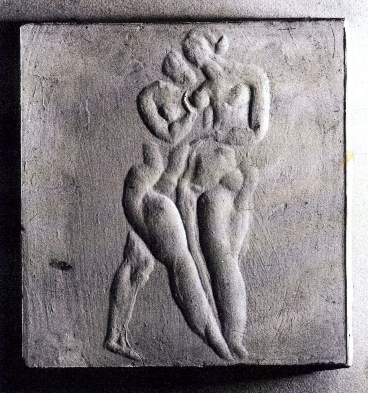 Zwei Frauen.  Relief in Negativschnitt.  Bronze.  1929.  9,3 x 8,8 cm.